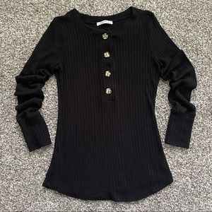 Ces Femme Button Black Henley